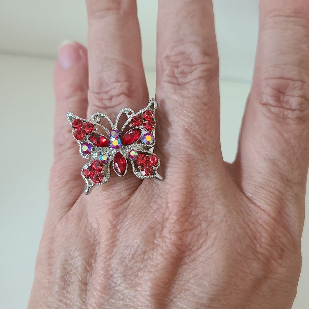 vintage sparkling red crystal butterfly statement ring y2K style size 6.5